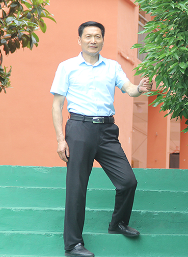 数学教师 林明华